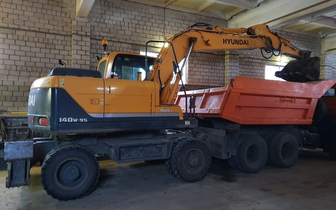 Экскаватор HYNDAI R140w-9S
